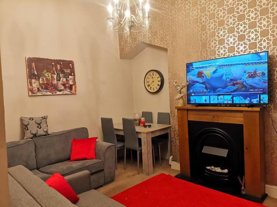 Sommerset Cottages - 2 Bedroom House Sunderland  Ngoại thất bức ảnh
